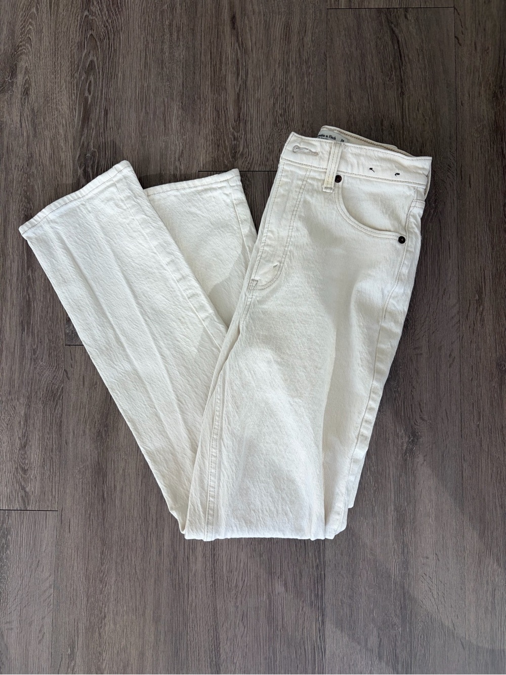 Abercrombie Cream Women's High-Rise Straight Jeans